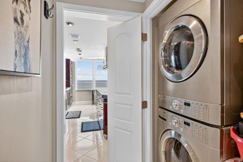 Condo in Fort Lauderdale, Florida, 3 bedrooms № 2082297 - photo 14
