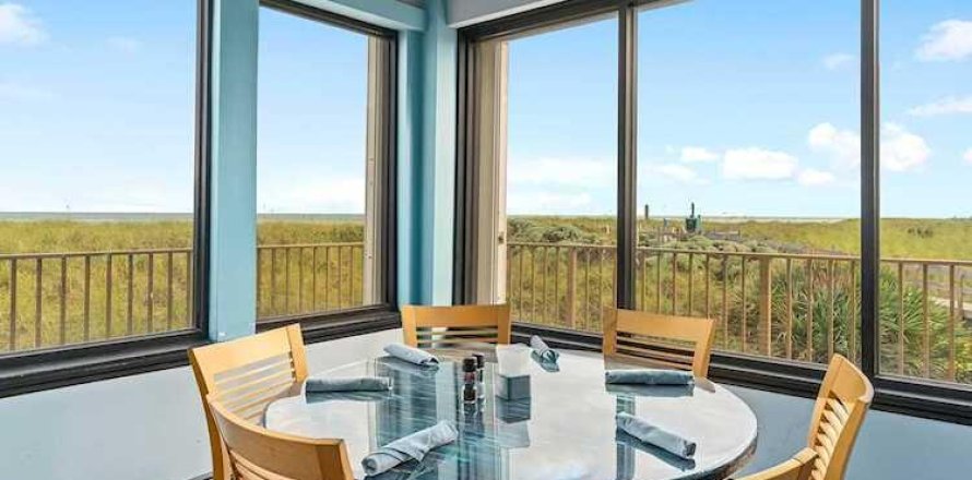 Condo in Fort Pierce, Florida, 3 bedrooms  № 587334