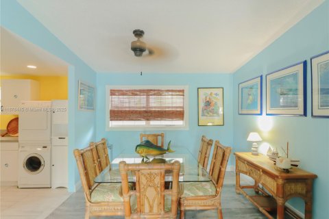 Casa en venta en Tavernier, Florida, 3 dormitorios, 219.62 m2 № 1921668 - foto 6