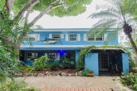 Casa en venta en Tavernier, Florida, 3 dormitorios, 219.62 m2 № 1921668 - foto 1