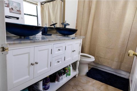 House in Delray Beach, Florida 3 bedrooms, 101.45 sq.m. № 2245725 - photo 10