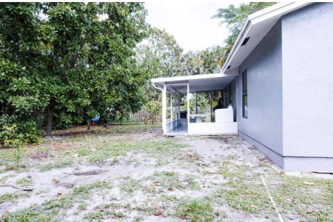 House in Delray Beach, Florida 3 bedrooms, 101.45 sq.m. № 2245725 - photo 18