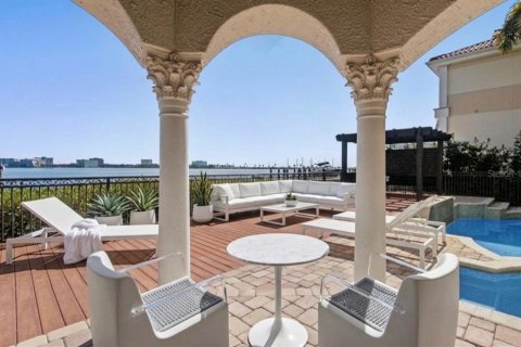 Villa ou maison à vendre à Tampa, Floride: 5 chambres, 586.21 m2 № 2101535 - photo 21