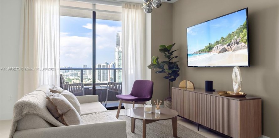 Condominio en Miami, Florida, 1 dormitorio  № 1861549