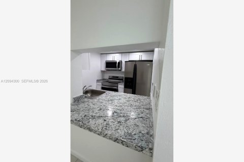 Appartement à louer à Miami, Floride: 47.1 m2 № 2382247 - photo 7