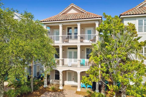 House in Destin, Florida 6 bedrooms, 241.55 sq.m. № 561988 - photo 1