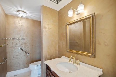 Condo in Miami, Florida, 3 bedrooms  № 2052934 - photo 21