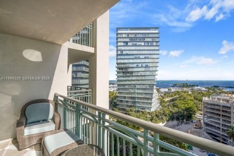 Condo in Miami, Florida, 3 bedrooms  № 2052934 - photo 7