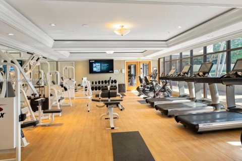 Condo in Miami, Florida, 3 bedrooms  № 2052934 - photo 24