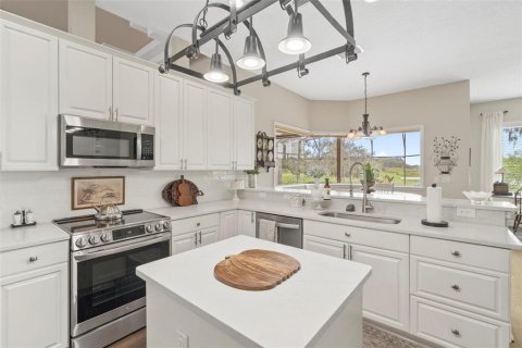 Villa ou maison à vendre à Apopka, Floride: 3 chambres, 248.89 m2 № 1914574 - photo 17