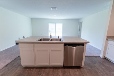 House in Ocala, Florida 4 bedrooms, 168.71 sq.m. № 2231610 - photo 16