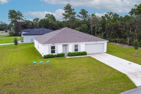 House in Ocala, Florida 4 bedrooms, 168.71 sq.m. № 2231610 - photo 2