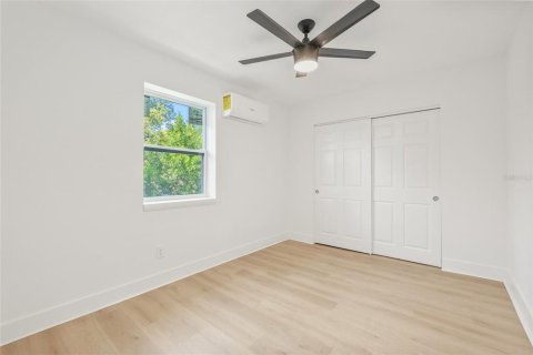 House in Clearwater, Florida 3 bedrooms, 145.02 sq.m. № 1803358 - photo 18