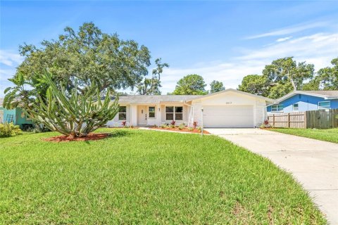 House in Clearwater, Florida 3 bedrooms, 145.02 sq.m. № 1803358 - photo 29