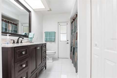 House in Port Charlotte, Florida 4 bedrooms, 218.41 sq.m. № 1626098 - photo 27