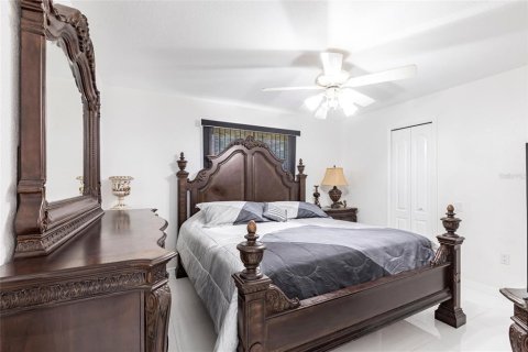 House in Port Charlotte, Florida 4 bedrooms, 218.41 sq.m. № 1626098 - photo 21