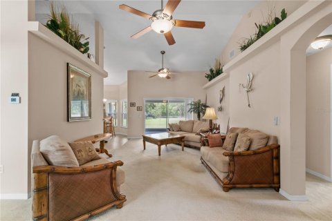 House in Grand Island, Florida 3 bedrooms, 159.23 sq.m. № 1879310 - photo 18