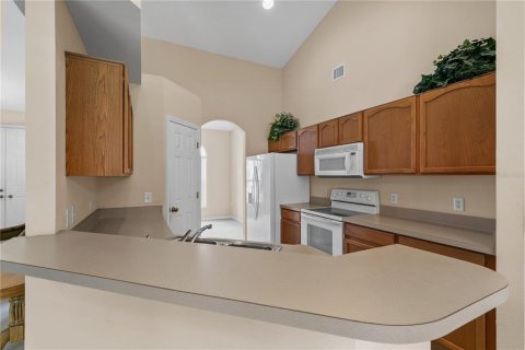 House in Grand Island, Florida 3 bedrooms, 159.23 sq.m. № 1879310 - photo 15