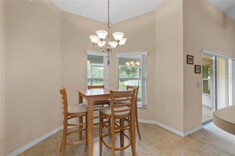 House in Grand Island, Florida 3 bedrooms, 159.23 sq.m. № 1879310 - photo 16