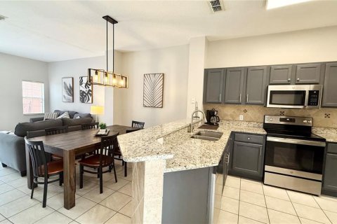 Townhouse in Kissimmee, Florida 3 bedrooms, 120.31 sq.m. № 2198362 - photo 4