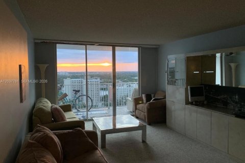 Copropriété à louer à Aventura, Floride: 2 chambres, 113.34 m2 № 2169444 - photo 10