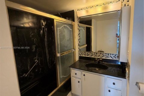 Copropriété à louer à Aventura, Floride: 2 chambres, 113.34 m2 № 2169444 - photo 26
