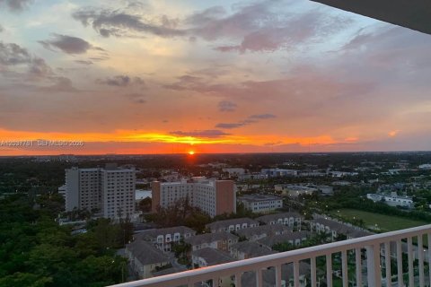 Condo à Aventura, Floride, 2 chambres № 2169444
