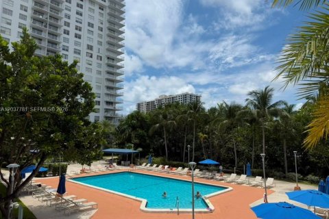 Copropriété à louer à Aventura, Floride: 2 chambres, 113.34 m2 № 2169444 - photo 30