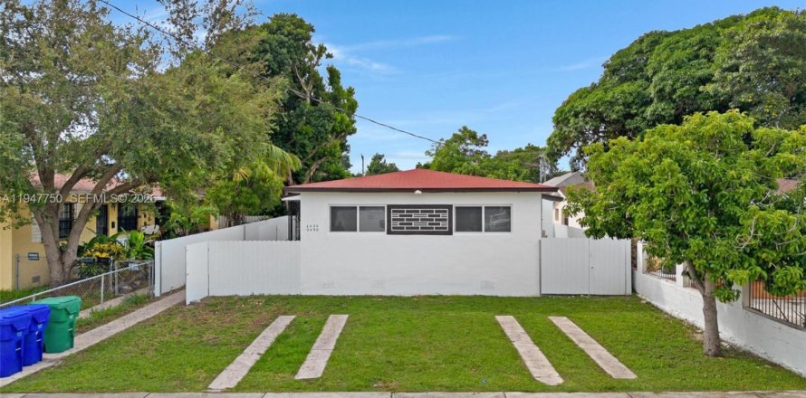 Дом в Майами, Флорида 2 спальни, 177.44м2 № 2003806