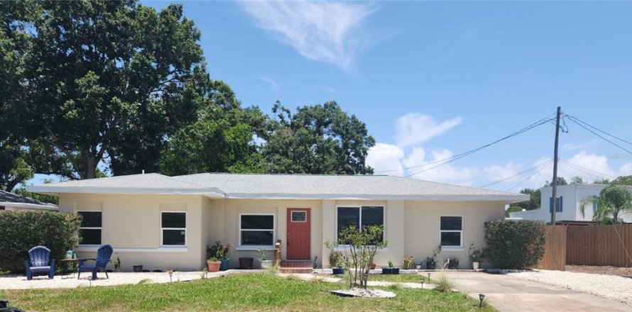 Casa en Clearwater, Florida 3 dormitorios, 137.12 m2 № 1842124
