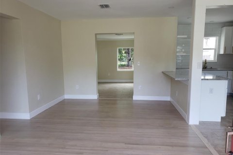 Casa en venta en Clearwater, Florida, 3 dormitorios, 137.12 m2 № 1842124 - foto 6