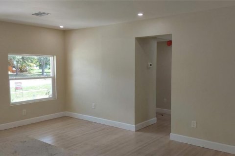 Casa en venta en Clearwater, Florida, 3 dormitorios, 137.12 m2 № 1842124 - foto 17