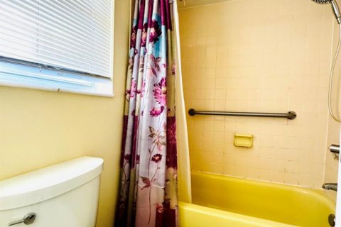 Купить кондоминиум в Ройял-Палм-Бич, Флорида 3 комнаты, 61.32м2, № 2082870 - фото 6