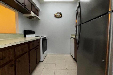 Купить кондоминиум в Ройял-Палм-Бич, Флорида 3 комнаты, 61.32м2, № 2082870 - фото 4
