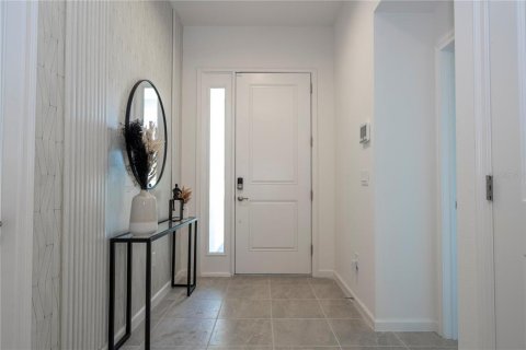 House in Orlando, Florida 12 bedrooms, 406.82 sq.m. № 1563191 - photo 5