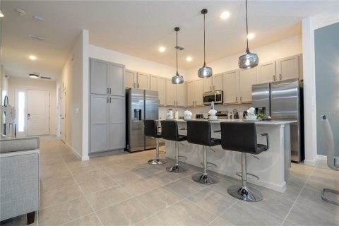 House in Orlando, Florida 12 bedrooms, 406.82 sq.m. № 1563191 - photo 17