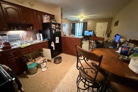 Propiedad comercial en venta en Fort Lauderdale, Florida, 152.92 m2 № 1889570 - foto 12