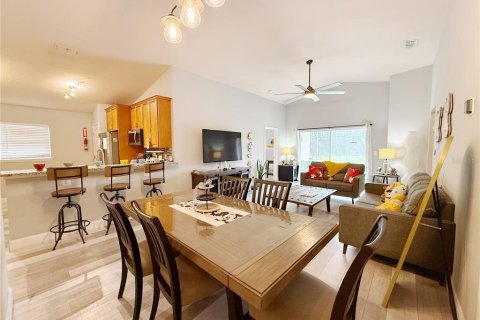 House in Davenport, Florida 5 bedrooms, 154.4 sq.m. № 1904510 - photo 7