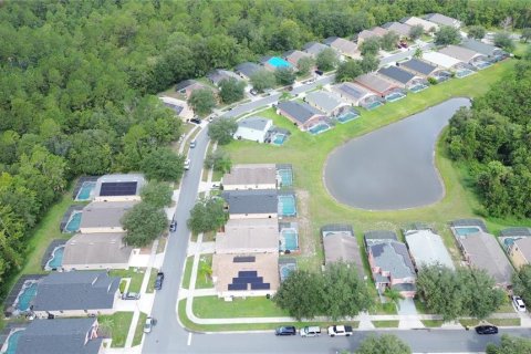 House in Davenport, Florida 5 bedrooms, 154.4 sq.m. № 1904510 - photo 22