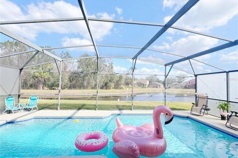 House in Davenport, Florida 5 bedrooms, 154.4 sq.m. № 1904510 - photo 19