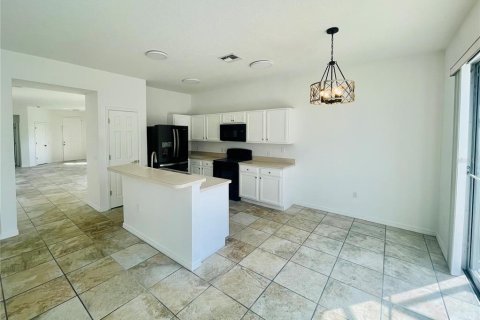 House in Kissimmee, Florida 4 bedrooms, 182.09 sq.m. № 1687547 - photo 3