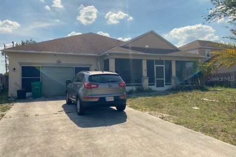 Casa en venta en Saint Lucie, Florida, 4 dormitorios, 207.73 m2 № 1746921 - foto 1