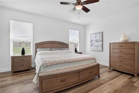 Casa en venta en Mount Dora, Florida, 5 dormitorios, 308.53 m2 № 2309872 - foto 15