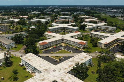Condo in Clearwater, Florida, 2 bedrooms  № 2366518