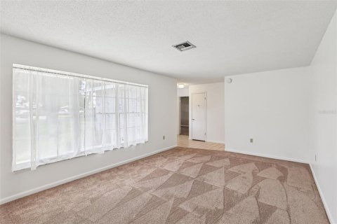 House in Plant City, Florida 4 bedrooms, 262.17 sq.m. № 1876195 - photo 15