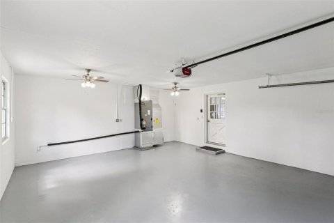 House in Plant City, Florida 4 bedrooms, 262.17 sq.m. № 1876195 - photo 30