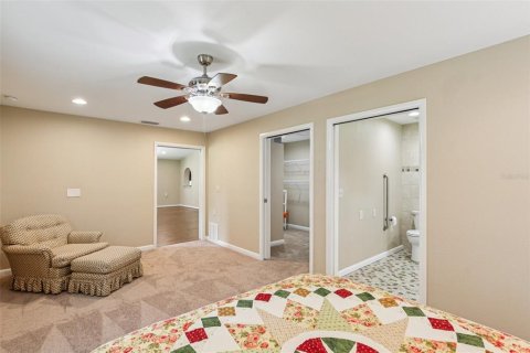 House in Plant City, Florida 4 bedrooms, 262.17 sq.m. № 1876195 - photo 20