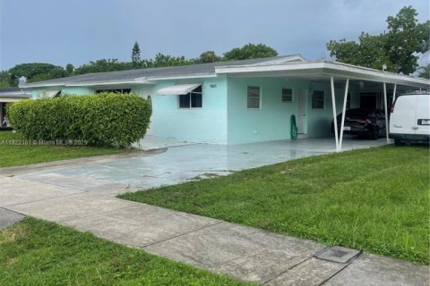 Casa en venta en Fort Lauderdale, Florida, 4 dormitorios, 143.53 m2 № 1783855 - foto 8