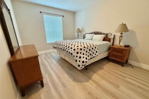 Condo in Orlando, Florida, 3 bedrooms  № 2218949 - photo 12