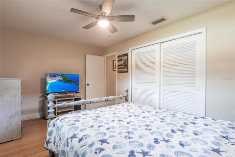 Villa ou maison à vendre à Sarasota, Floride: 3 chambres, 175.59 m2 № 1785525 - photo 17